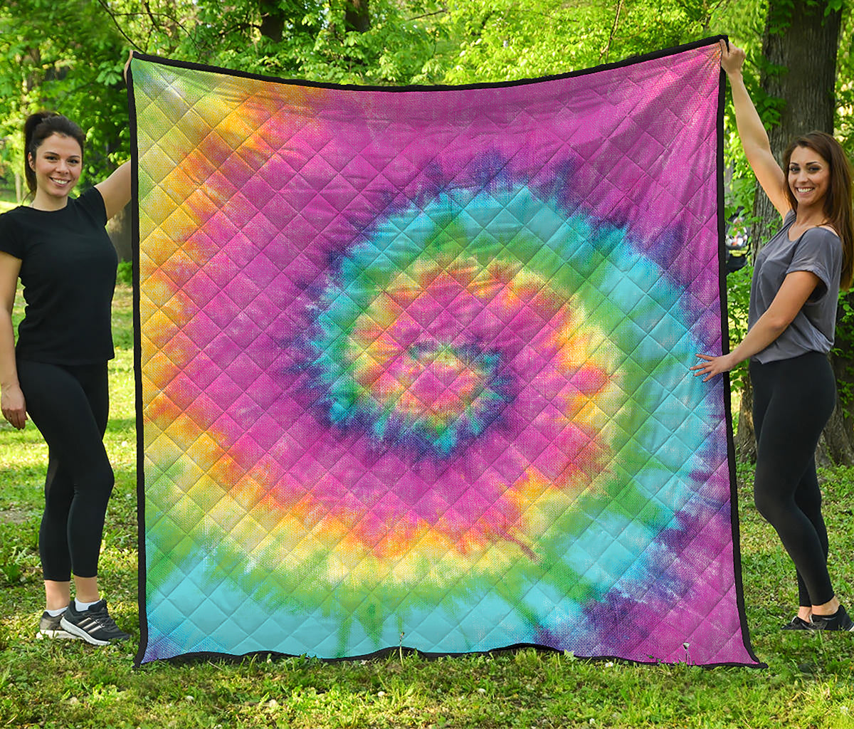 Bright Spiral Tie Dye Print Quilt