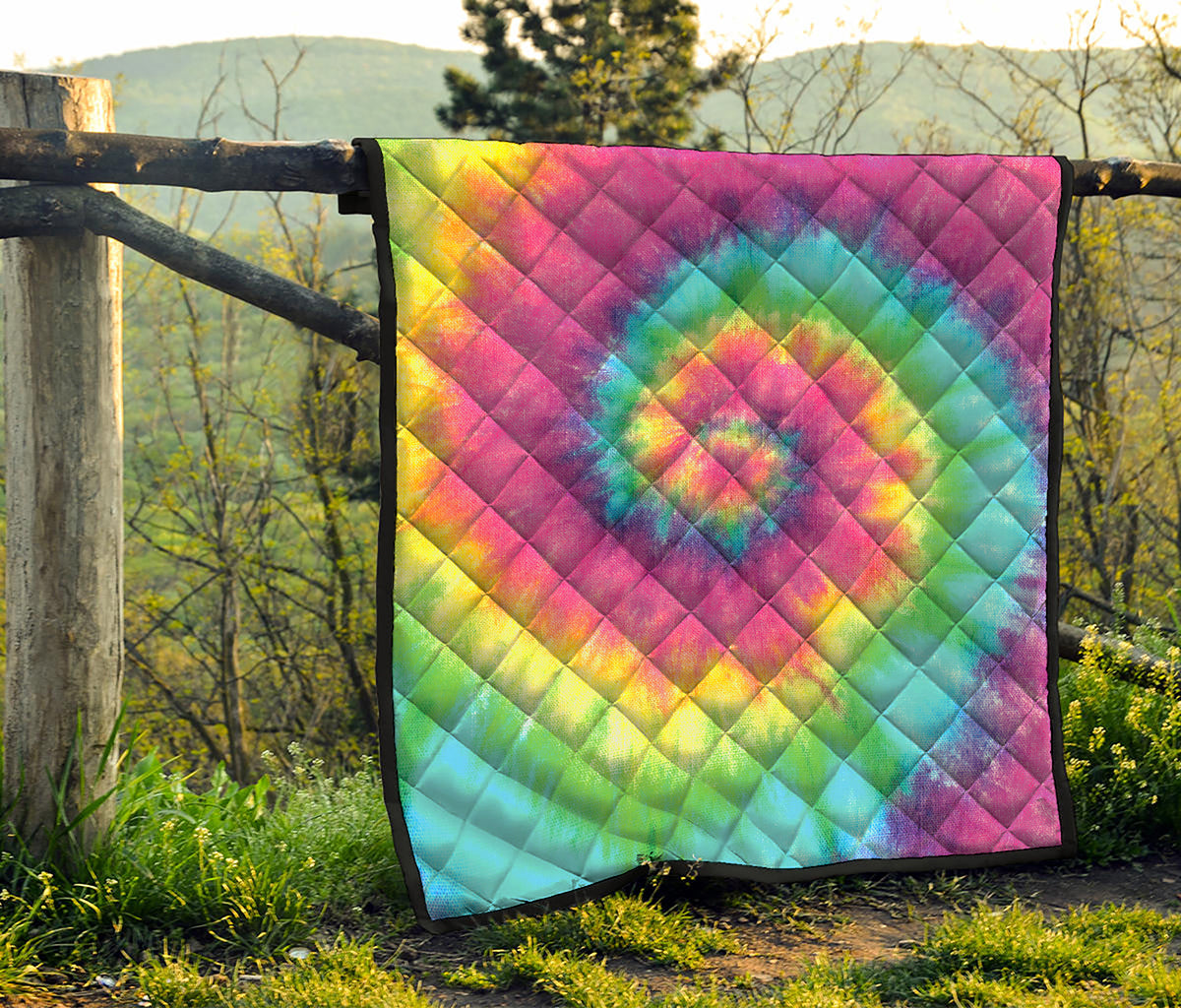 Bright Spiral Tie Dye Print Quilt