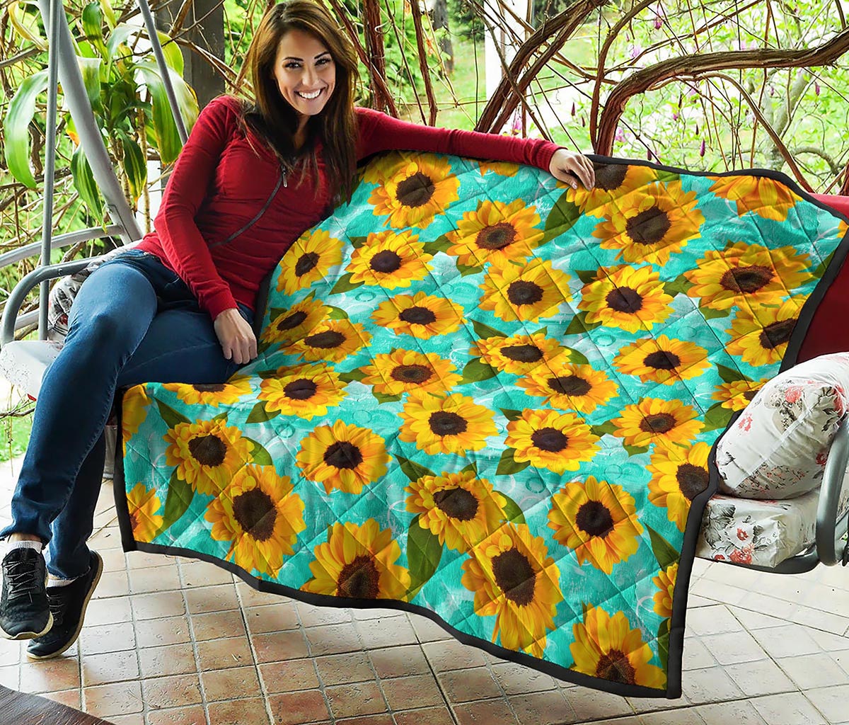Bright Sunflower Pattern Print Quilt