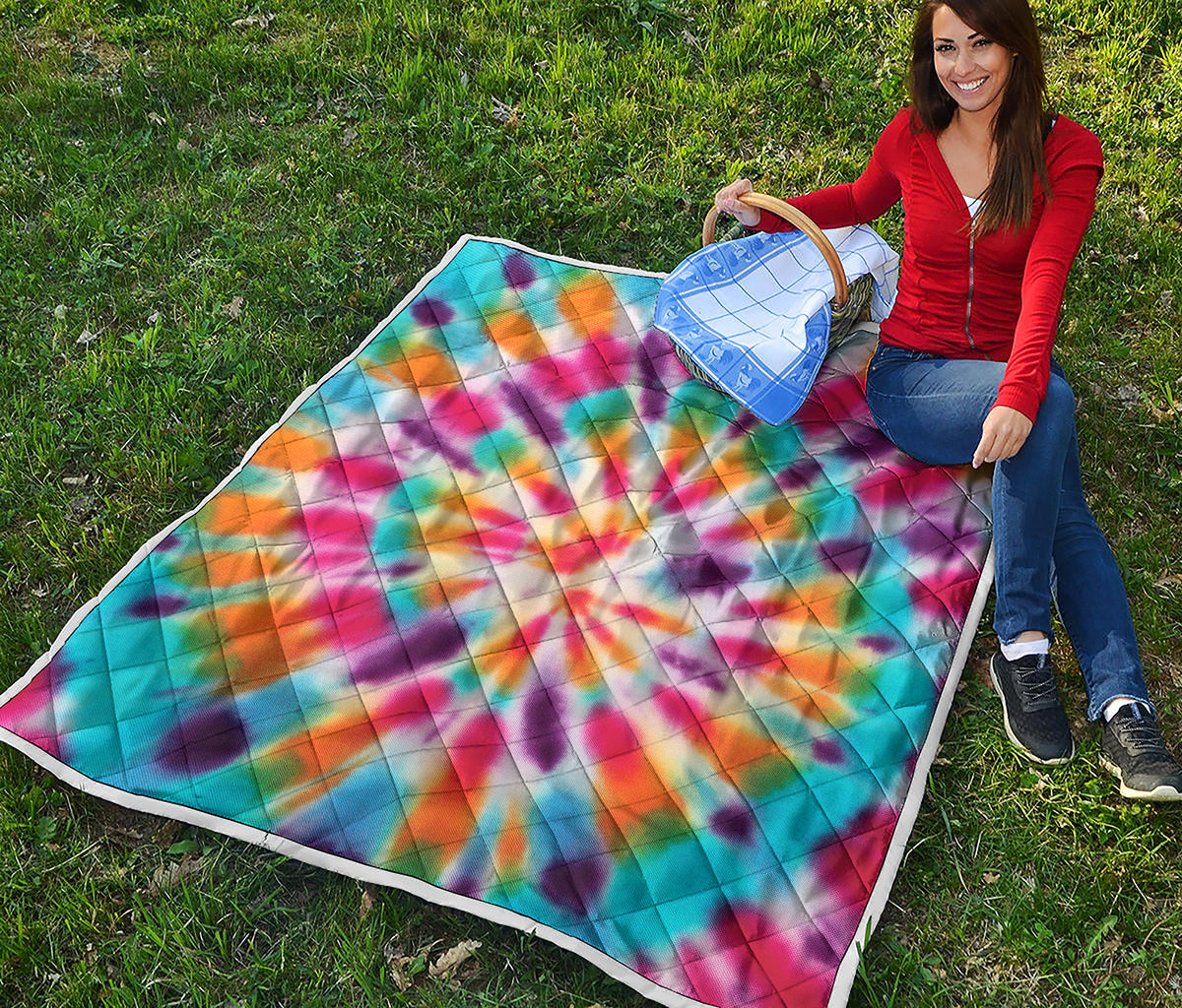 Bright Swirl Tie Dye Print Quilt