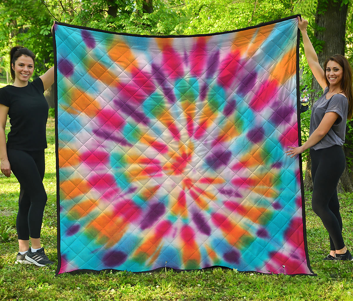 Bright Swirl Tie Dye Print Quilt