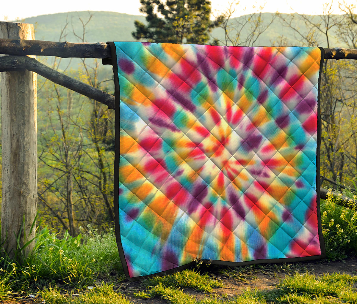 Bright Swirl Tie Dye Print Quilt