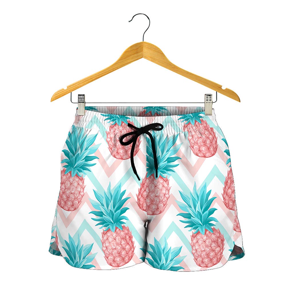 Bright Zig Zag Pineapple Pattern Print Women's Shorts