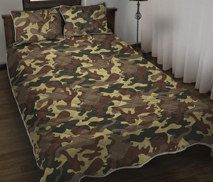 Brown Camouflage Print Quilt Bed Set