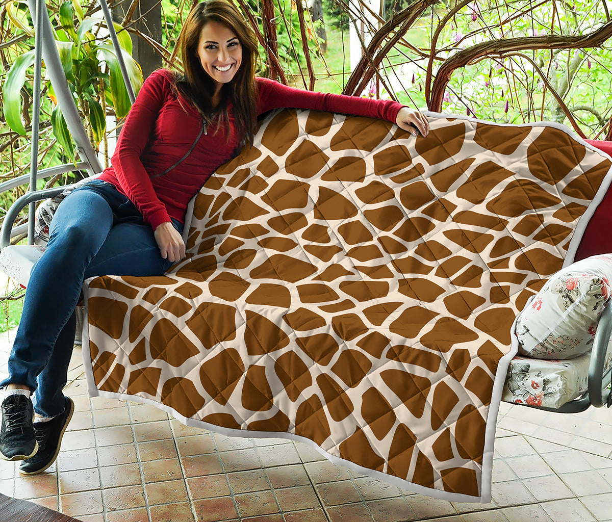 Brown Giraffe Pattern Print Quilt