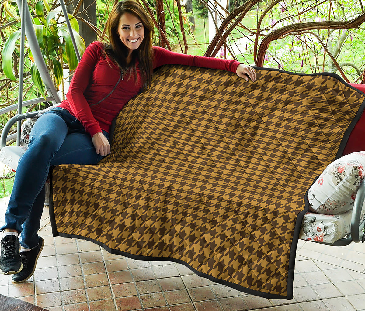 Brown Houndstooth Pattern Print Quilt