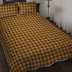 Brown Houndstooth Pattern Print Quilt Bed Set