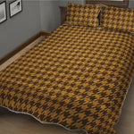 Brown Houndstooth Pattern Print Quilt Bed Set