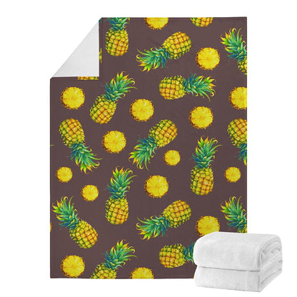 Brown Pineapple Pattern Print Blanket