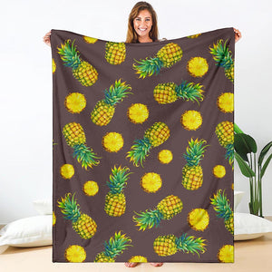 Brown Pineapple Pattern Print Blanket