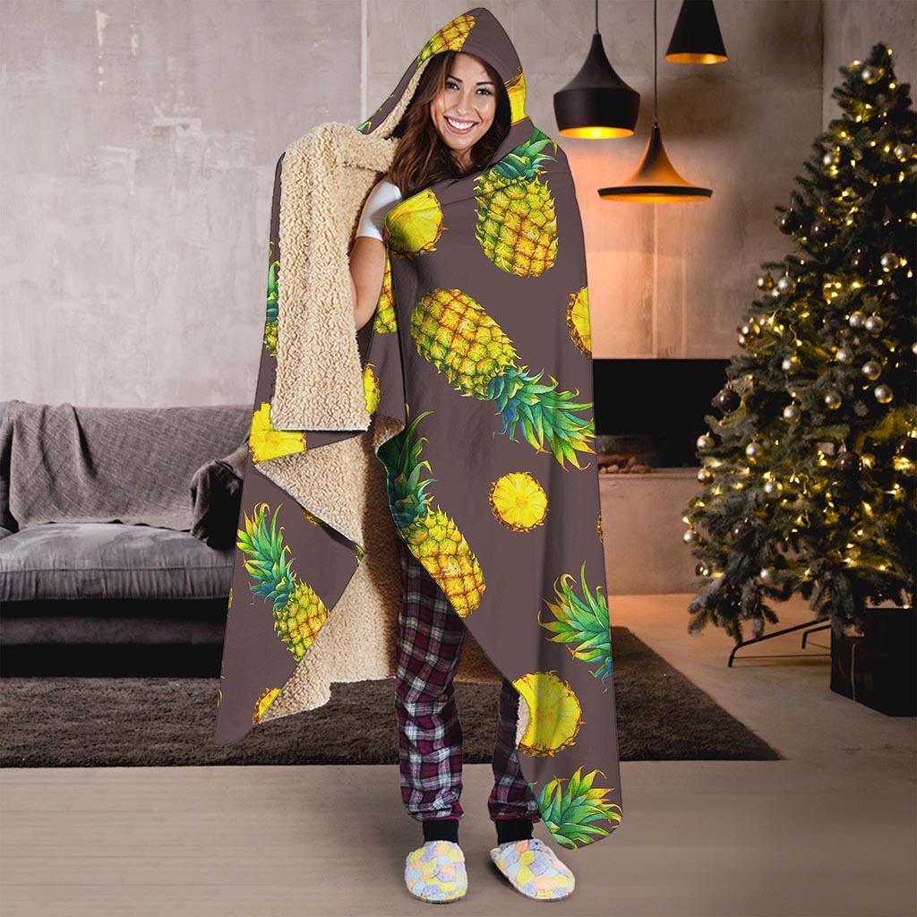 Brown Pineapple Pattern Print Hooded Blanket