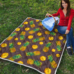 Brown Pineapple Pattern Print Quilt