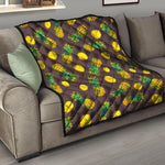 Brown Pineapple Pattern Print Quilt