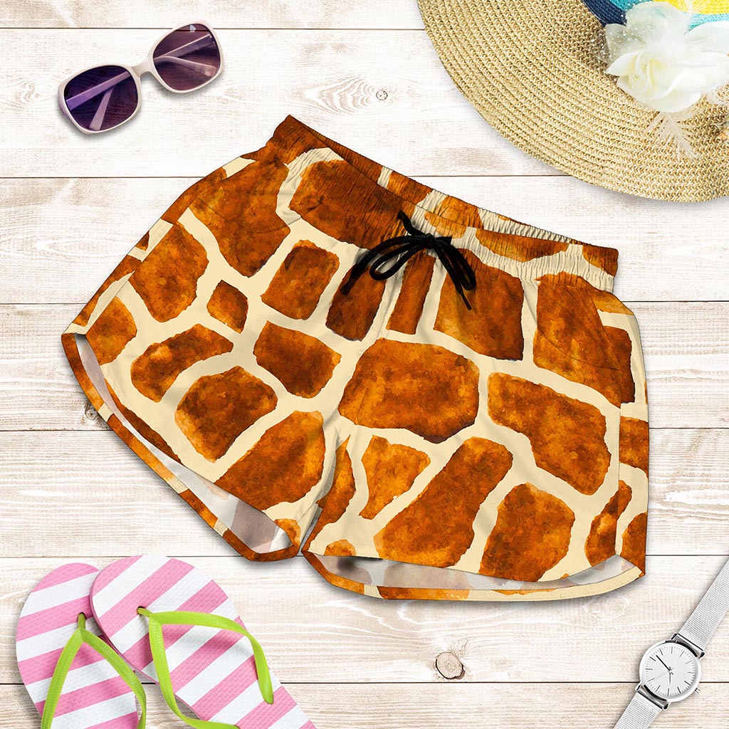 Brown Watercolor Giraffe Pattern Print Women's Shorts