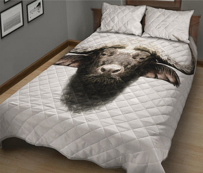 Bull Portrait Print Quilt Bed Set