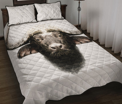 Bull Portrait Print Quilt Bed Set