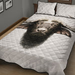 Bull Portrait Print Quilt Bed Set
