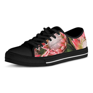 Bunches of Proteas Print Black Low Top Shoes