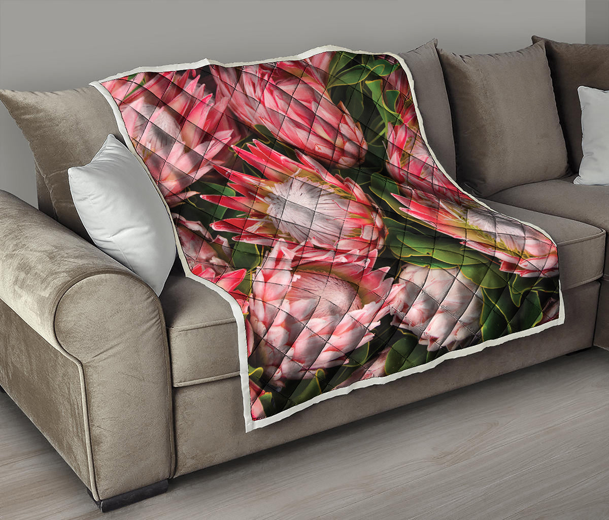 Bunches of Proteas Print Quilt