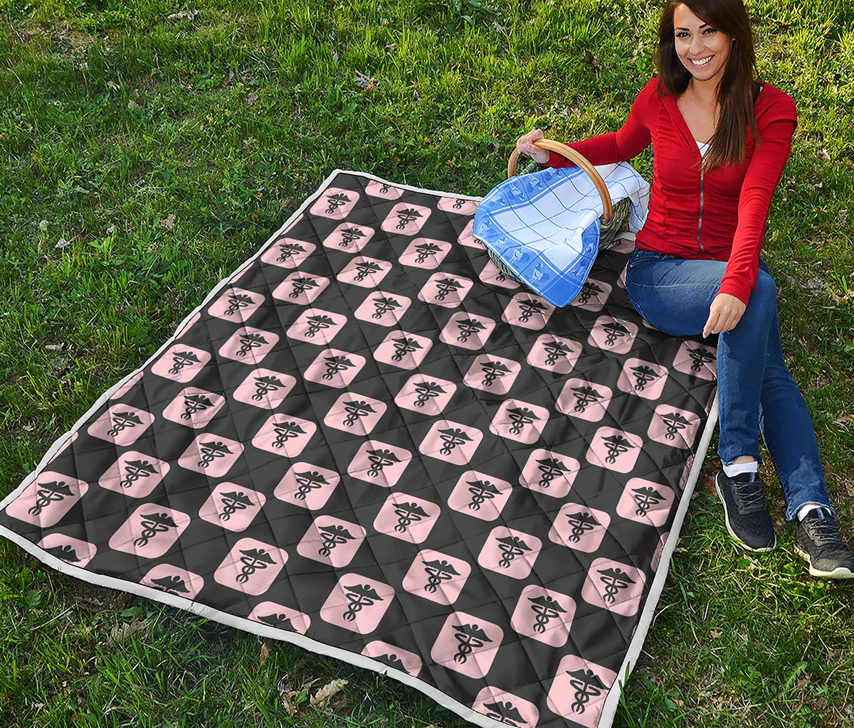 Caduceus Pattern Print Quilt