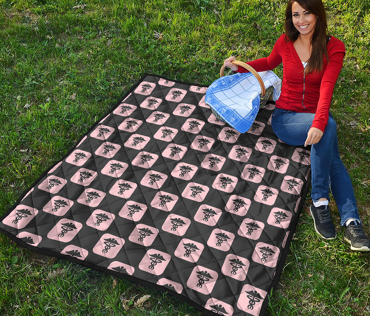 Caduceus Pattern Print Quilt
