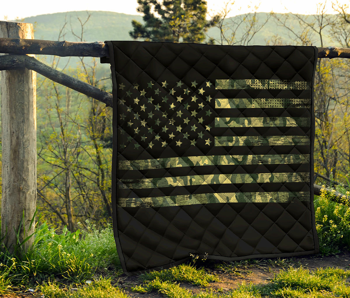 Camouflage American Flag Print Quilt