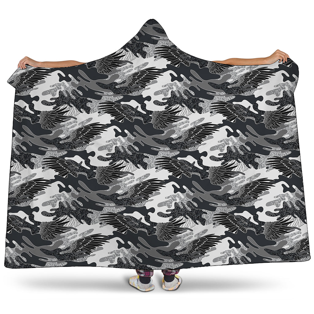 Camouflage Dazzle Wings Pattern Print Hooded Blanket