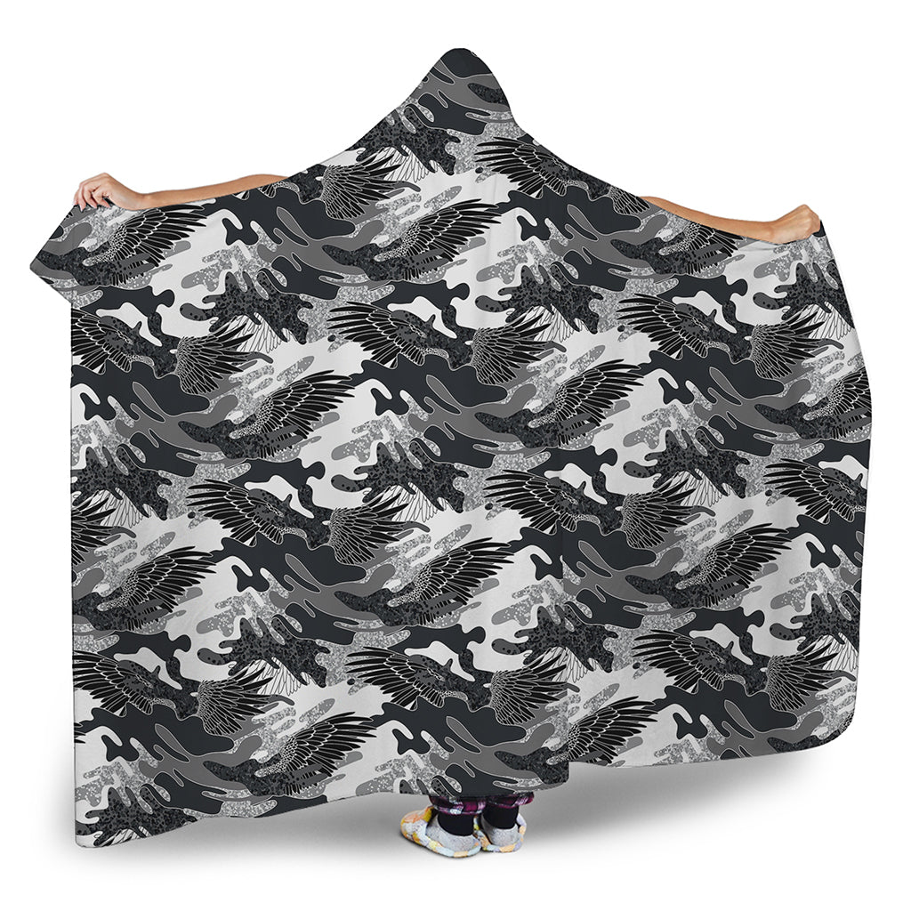 Camouflage Dazzle Wings Pattern Print Hooded Blanket