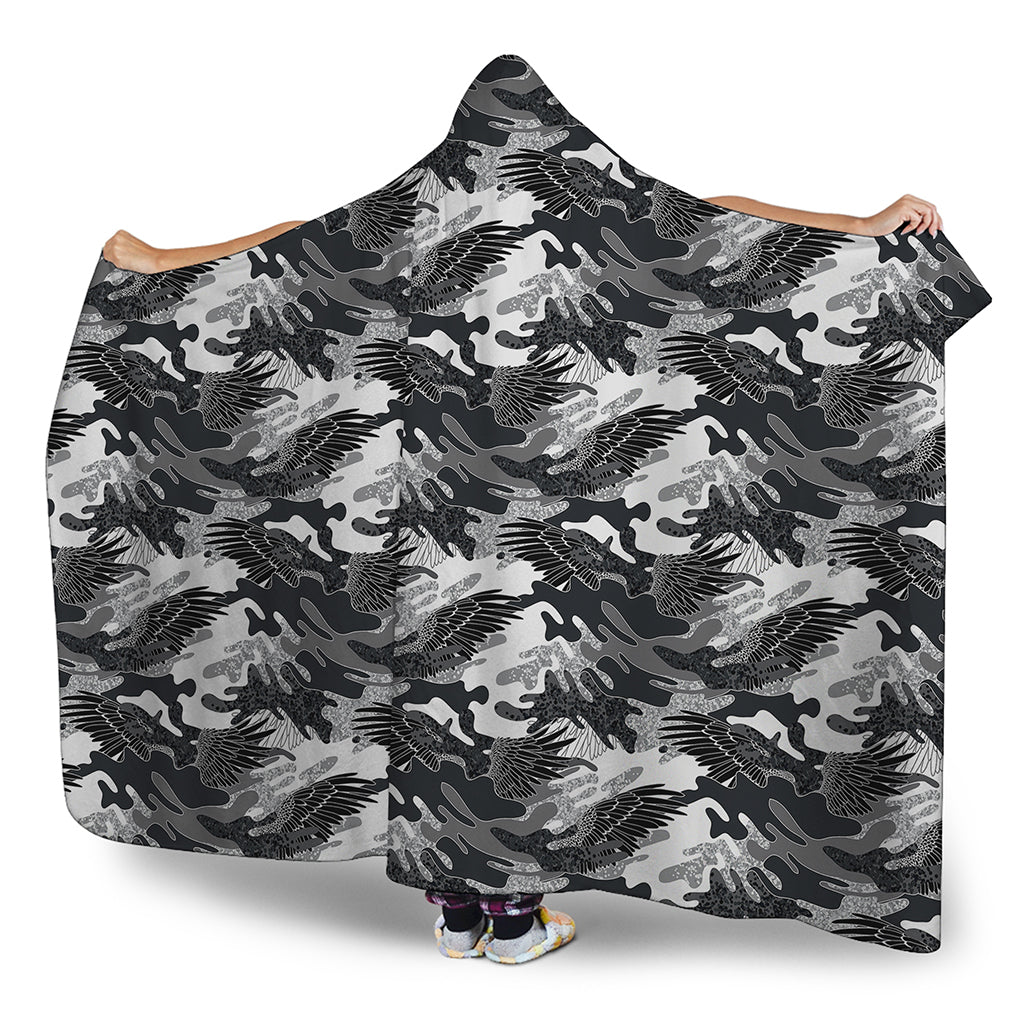 Camouflage Dazzle Wings Pattern Print Hooded Blanket