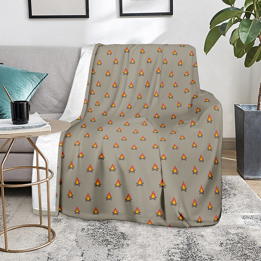 Camping Fire Pattern Print Blanket