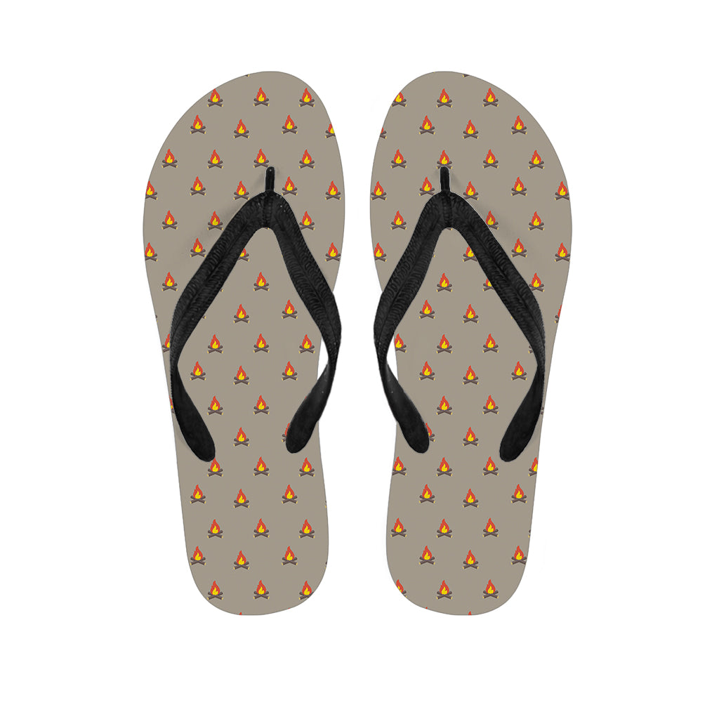 Camping Fire Pattern Print Flip Flops