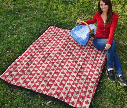 Canadian Maple Leaf Pattern Print Quilt