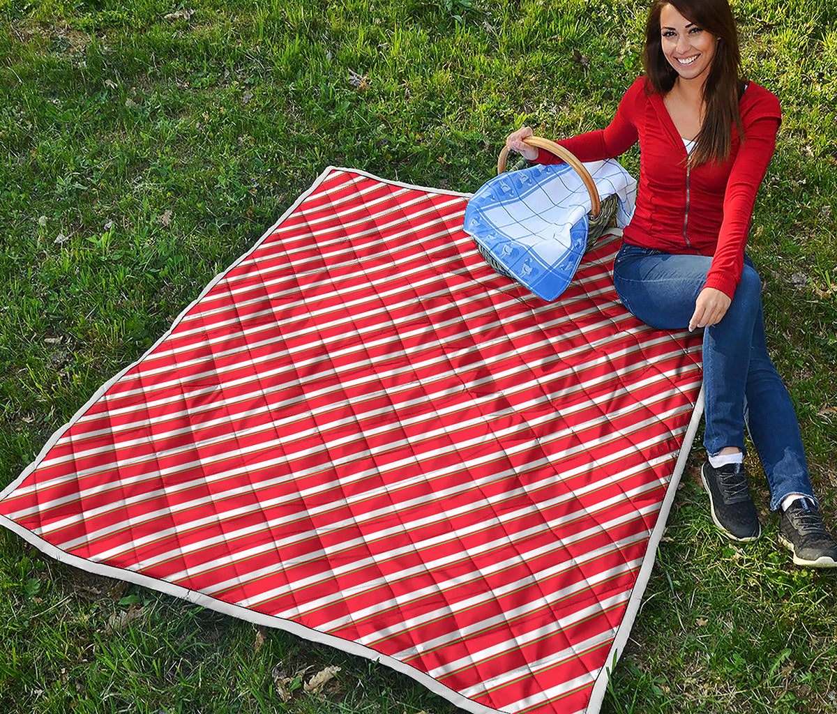 Candy Cane Stripe Pattern Print Quilt