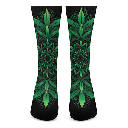 Cannabis Leaf Mandala Print Crew Socks