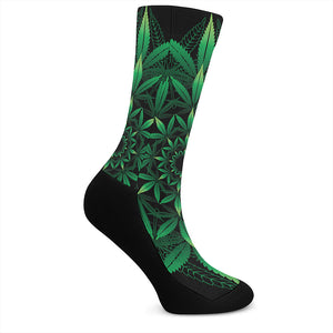 Cannabis Leaf Mandala Print Crew Socks