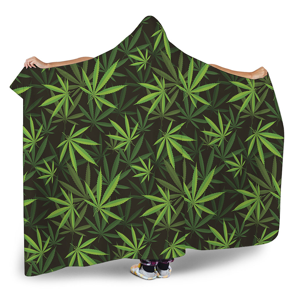 Cannabis Leaves Pattern Print Hooded Blanket