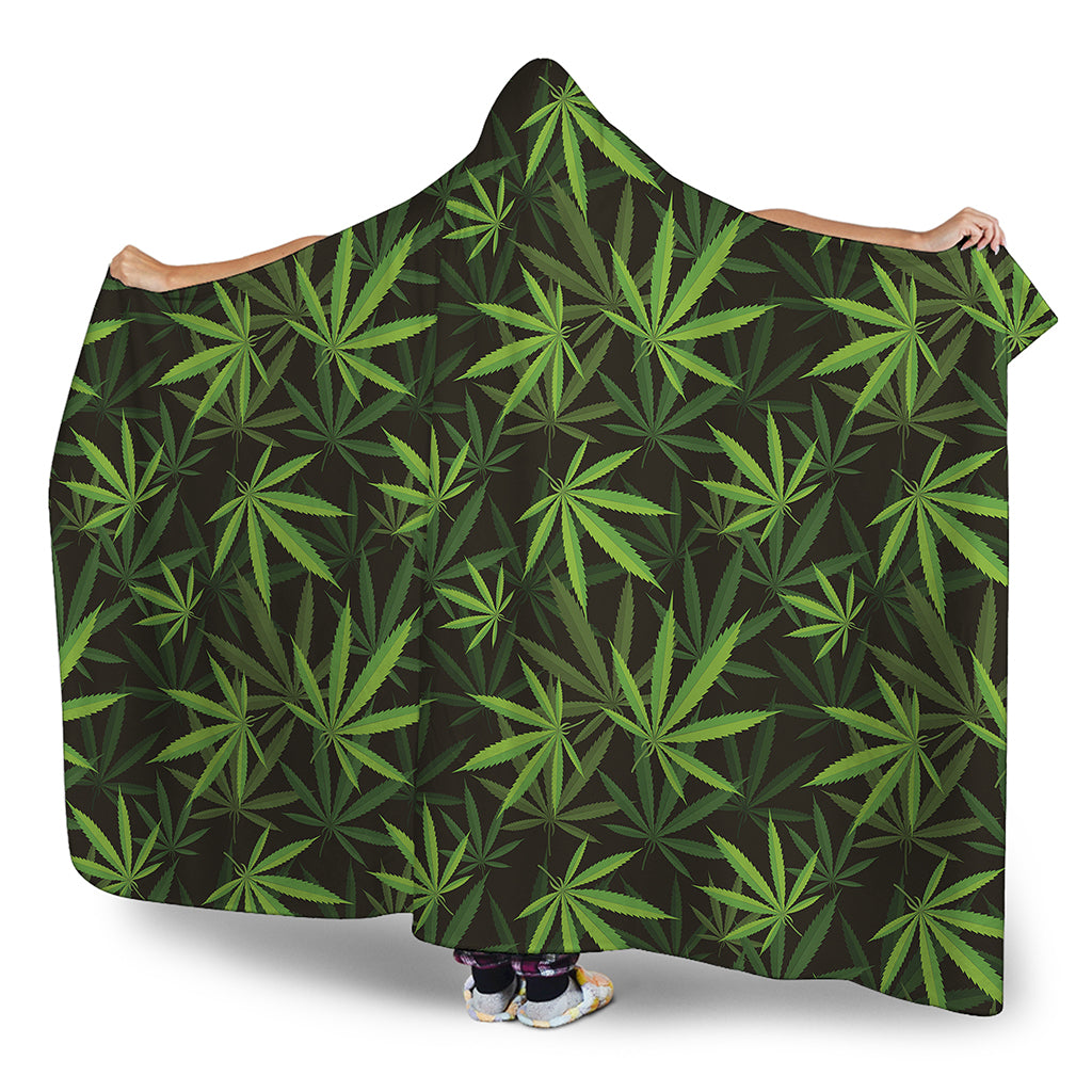 Cannabis Leaves Pattern Print Hooded Blanket