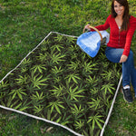 Cannabis Leaves Pattern Print Quilt