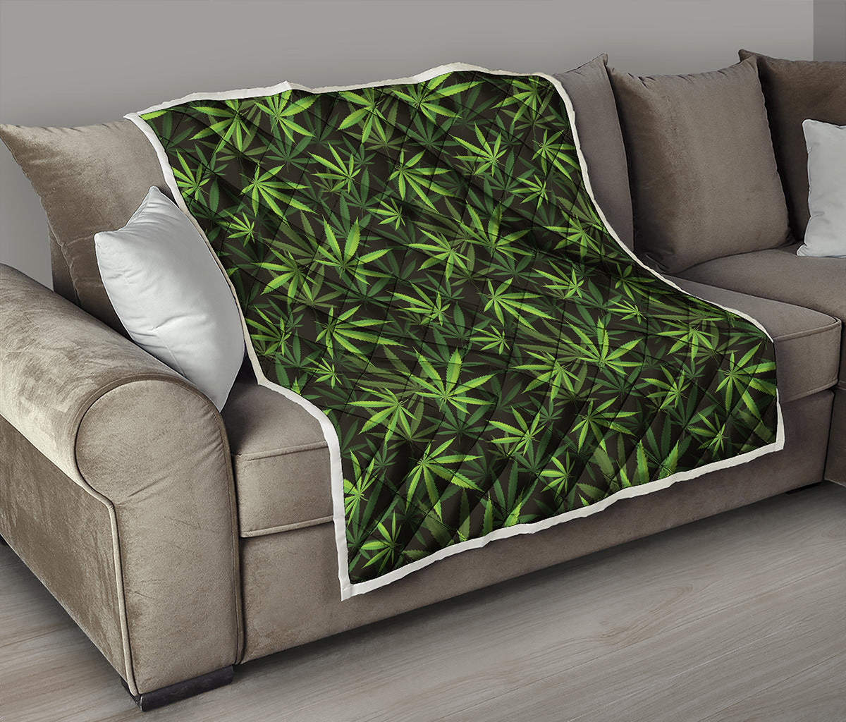 Cannabis Leaves Pattern Print Quilt