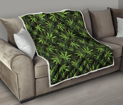 Cannabis Leaves Pattern Print Quilt