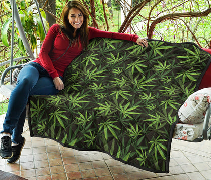 Cannabis Leaves Pattern Print Quilt