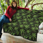 Cannabis Leaves Pattern Print Quilt