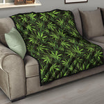 Cannabis Leaves Pattern Print Quilt