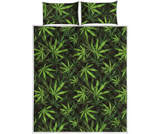Cannabis Leaves Pattern Print Quilt Bed Set