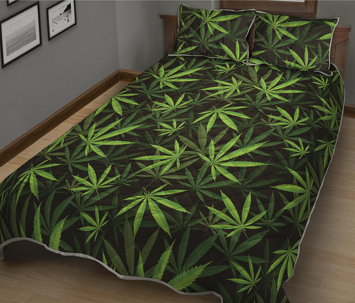 Cannabis Leaves Pattern Print Quilt Bed Set
