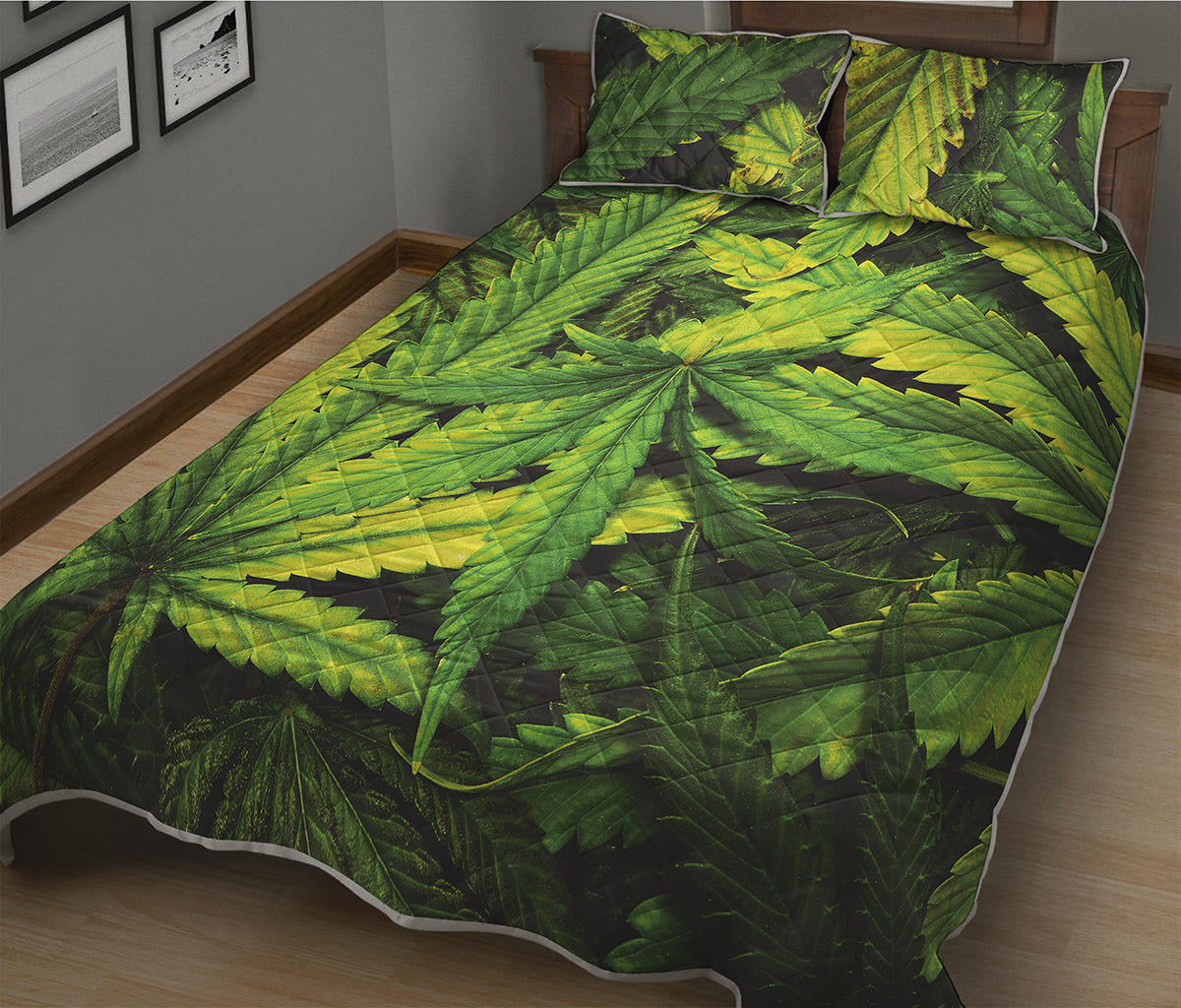 Cannabis Print Quilt Bed Set