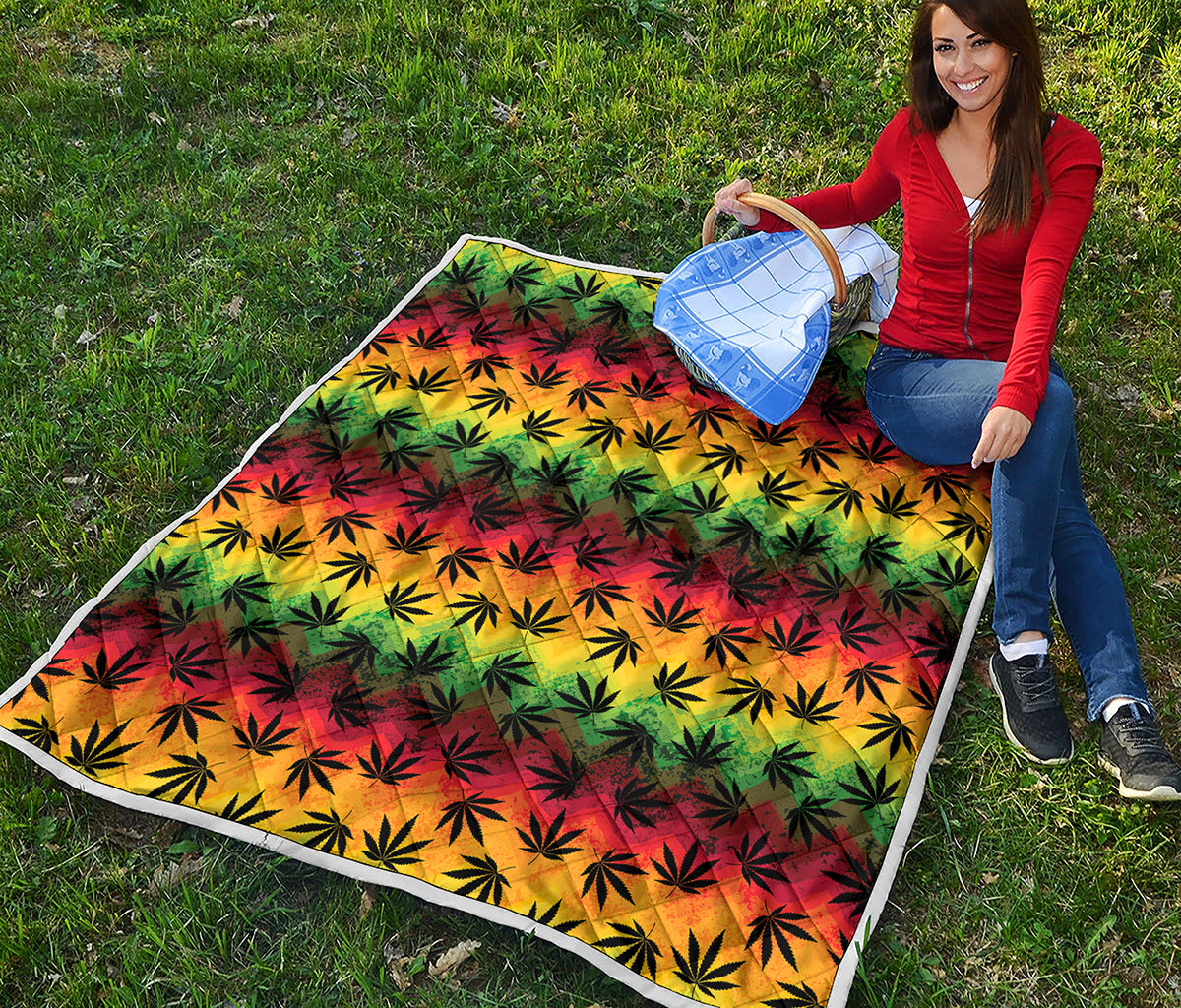 Cannabis Rasta Pattern Print Quilt