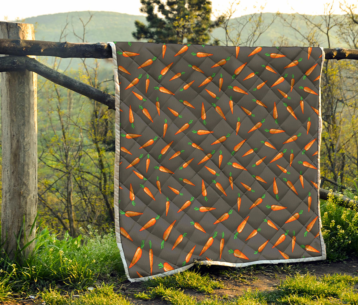 Cartoon Carrot Pattern Print Quilt