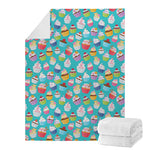 Cartoon Cupcake Pattern Print Blanket