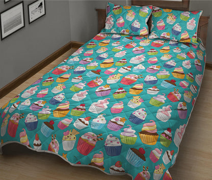 Cartoon Cupcake Pattern Print Quilt Bed Set